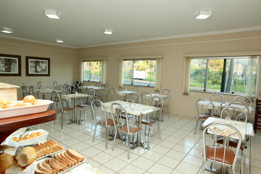 Candeias Hotel Batatais Exteriör bild